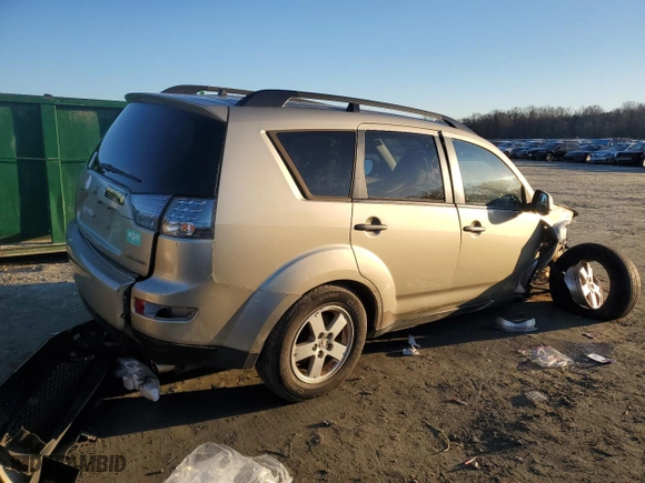 2007 Mitsubishi Outlander ES with VIN JA4MS31X87Z010445, listed as a Copart auction lot 87654255 with 276,181 mi miles and Salvage Title. Bid and sale history available at carsss.com. Image 3.