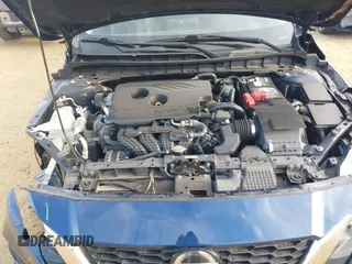 2020 Nissan Altima 2.5 S with VIN 1N4BL4BV3LC122859, listed as a IAAI auction lot 41546761 with 130,238 mi miles. Bid and sale history available at carsss.com. Image 10.