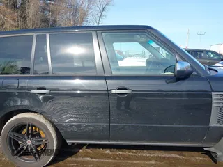 2011 Land Rover Range Rover HSE Lux with VIN SALMF1D40BA349765, listed as a IAAI auction lot 41471056 with 164,363 mi miles and . Bid and sale history available at DreamBid. Image 14.