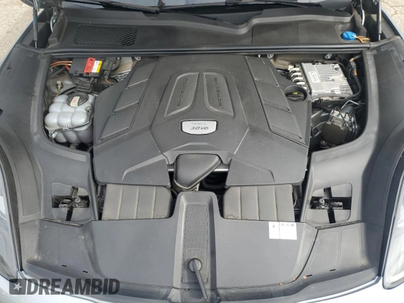 2020 Porsche Cayenne Turbo S E-Hybrid with VIN WP1AA2AY6LDA01554, listed as a Copart auction lot 44673275 with 57,152 mi miles and Salvage title. Bid and sale history available at DreamBid. Image 12.