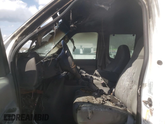 2008 Ford Econoline Cargo Commercial with VIN 1FTNS24WX8DA81510, listed as a Copart auction lot 48191795 with Not Provided miles and Non Repairable. Bid and sale history available at DreamBid. Image 7.
