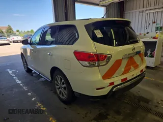2014 Nissan Pathfinder S with VIN 5N1AR2MM5EC711181, listed as a IAAI auction lot 42665593 with 205,546 mi miles and . Bid and sale history available at DreamBid. Image 3.