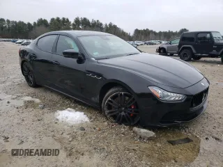 2017 Maserati Ghibli S Q4 with VIN ZAM57RTS6H1249889, listed as a Copart auction lot 37967433 with 84,211 mi miles. Bid and sale history available at carsss.com. Image 4.