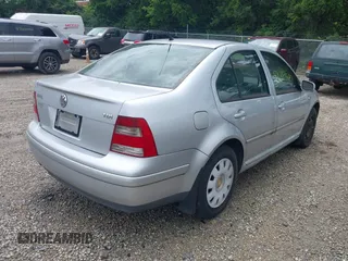 2004 Volkswagen Jetta GL with VIN 3VWRR69M74M143033, listed as a IAAI auction lot 42635597 with 288,732 mi miles and . Bid and sale history available at DreamBid. Image 4.