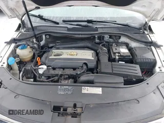 2009 Volkswagen CC Sport with VIN WVWML73C69E554831, listed as a IAAI auction lot 42078595 with 140,042 mi miles and . Bid and sale history available at DreamBid. Image 10.