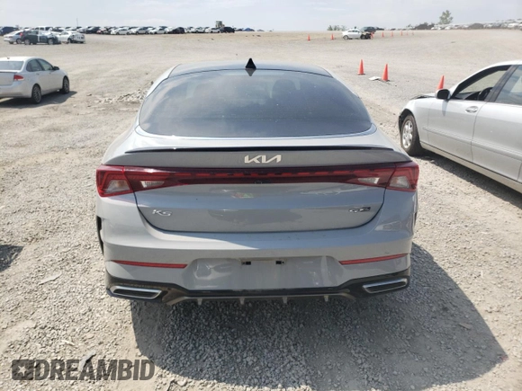 2022 Kia K5 GT-Line z VIN 5XXG64J28NG085177, wystawiony jako Copart lot #61235273 z przebiegiem 31 846 mil mil oraz Nie do naprawy • Non repairable. Historia ofert i sprzedaży dostępna na DreamBid. Obrazek 6.