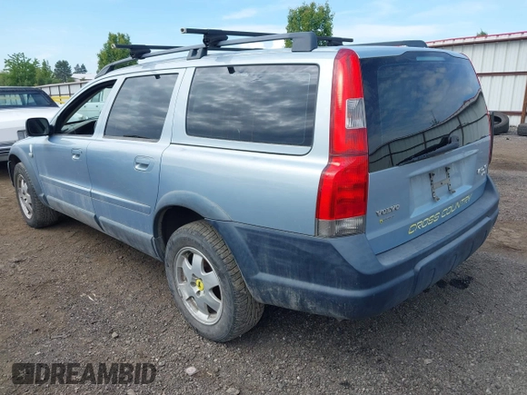 2002 Volvo V70 z VIN YV1SZ58D421080106, wystawiony jako IAAI lot #42338965 z przebiegiem 214 739 mil mil oraz . Historia ofert i sprzedaży dostępna na DreamBid. Obrazek 3.