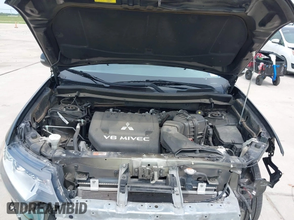 2016 Mitsubishi Outlander GT with VIN JA4JZ4AX3GZ049349, listed as a IAAI auction lot 42476820 with 92,098 mi miles and . Bid and sale history available at DreamBid. Image 10.