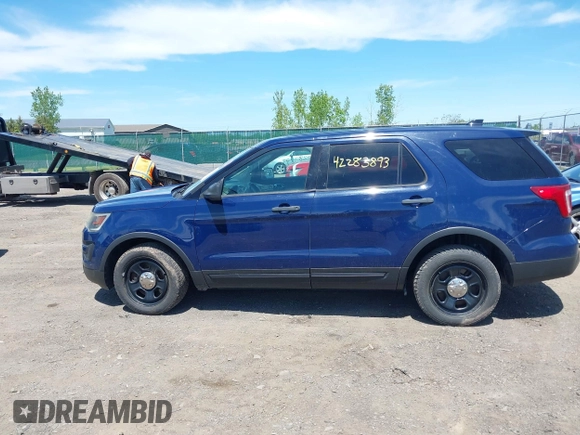 2017 Ford Police Interceptor Utility with VIN 1FM5K8AT1HGC07504, listed as a IAAI auction lot 42283893 with 137,956 mi miles and . Bid and sale history available at DreamBid. Image 14.