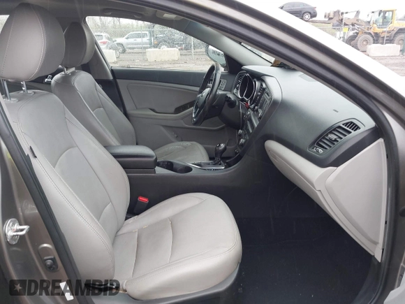 2013 Kia Optima EX z VIN 5XXGN4A72DG166687, wystawiony jako IAAI lot #41967631 z przebiegiem 202 712 mil mil oraz . Historia ofert i sprzedaży dostępna na DreamBid. Obrazek 5.