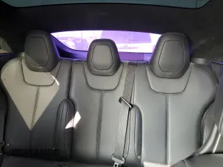 2017 Tesla Model S 100D z VIN 5YJSA1E27HF206144, wystawiony jako Copart lot #87453654 z przebiegiem Nie podano mil oraz Szkoda całkowita • Salvage title. Historia ofert i sprzedaży dostępna na DreamBid. Obrazek 10.