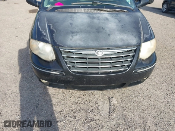 2006 Chrysler Town & Country Touring with VIN 2A8GP54L66R876008, listed as a IAAI auction lot 42496347 with 211,063 mi miles and . Bid and sale history available at DreamBid. Image 14.