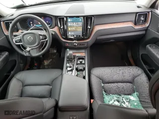 2024 Volvo XC60 Plus Dark Theme with VIN YV4L12RL4R1889456, listed as a Copart auction lot 81356774 with 10,105 mi miles and Clean Title. Bid and sale history available at carsss.com. Image 8.