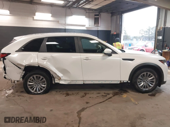 2024 Mazda CX-90 3.3 Turbo Select with VIN JM3KKAHDXR1171501, listed as a IAAI auction lot 41871076 with 6,218 mi miles. Bid and sale history available at carsss.com. Image 13.