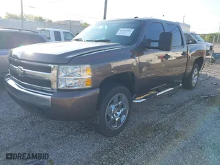 2007 Chevrolet Silverado 1500 LT w/2LT with VIN 2GCEK13M671524630, listed as a IAAI auction lot 41978362 with 243,905 mi miles. Bid and sale history available at carsss.com. Image 17.