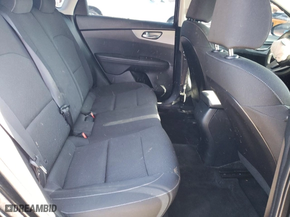 2020 Kia Forte LXS with VIN 3KPF24ADXLE160685, listed as a Copart auction lot 47730935 with 89,215 mi miles and Non Repairable. Bid and sale history available at carsss.com. Image 10.