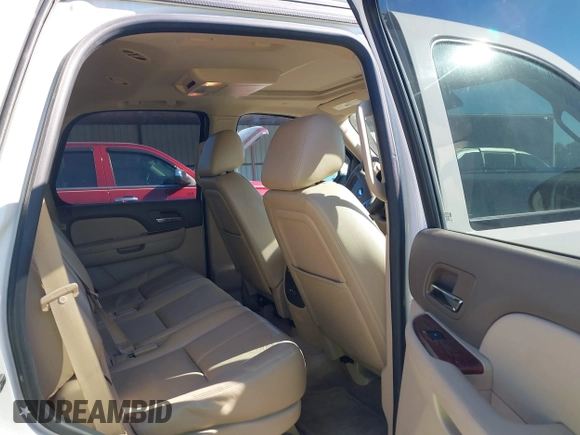 2013 Chevrolet Tahoe LT with VIN 1GNSCBE07DR256584, listed as a IAAI auction lot 39068684 with 139,897 mi miles and . Bid and sale history available at DreamBid. Image 8.