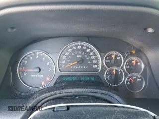 2008 GMC Envoy Denali with VIN 1GKET63M282161131, listed as a Copart auction lot 48054005 with 89,704 mi miles and Salvage Title. Bid and sale history available at carsss.com. Image 9.