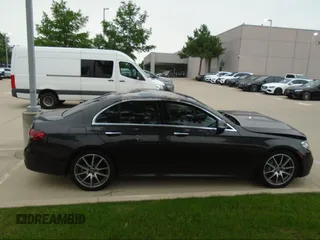 2022 Mercedes-Benz E 350 with VIN W1KZF8DB9NB097118, listed as a IAAI auction lot 42551140 with Not provided miles and . Bid and sale history available at DreamBid. Image 13.