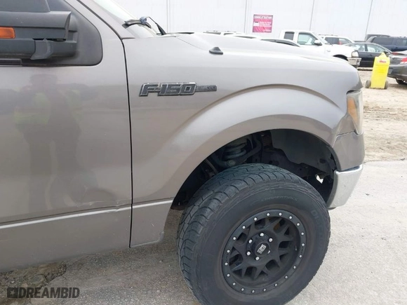 2013 Ford F-150 XL with VIN 1FTFW1EF4DFC36259, listed as a IAAI auction lot 41916055 with 333,725 mi miles. Bid and sale history available at carsss.com. Image 17.
