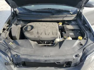 2020 Jeep Cherokee Limited z VIN 1C4PJMDX4LD617800, wystawiony jako Copart lot #52169345 z przebiegiem 44 544 mil mil oraz Szkoda całkowita • Salvage title. Historia ofert i sprzedaży dostępna na DreamBid. Obrazek 11.