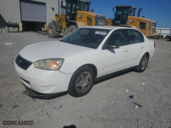 2008 Chevrolet Malibu Classic LS w/2FL with VIN 1G1ZS58N08F118243, listed as a Copart auction lot 75398254 with 216,684 mi miles and Salvage Title. Bid and sale history available at carsss.com. Image 1.