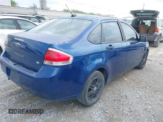 2008 Ford Focus SE with VIN 1FAHP35NX8W141855, listed as a IAAI auction lot 41916301 with 301,036 mi miles. Bid and sale history available at carsss.com. Image 4.