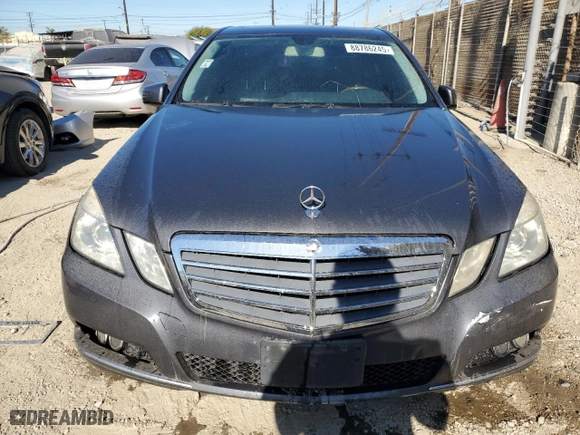2011 Mercedes-Benz E-Class E 350 Luxury with VIN WDDHF5GB8BA270862, listed as a Copart auction lot 88786245 with 185,232 mi miles and Clean Title. Bid and sale history available at carsss.com. Image 5.