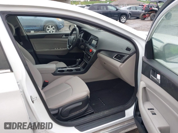 2016 Hyundai Sonata Sport with VIN 5NPE34AF5GH349871, listed as a IAAI auction lot 41962910 with 86,978 mi miles and . Bid and sale history available at DreamBid. Image 5.
