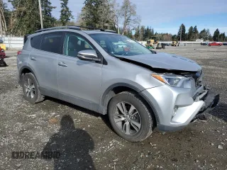 2018 Toyota RAV4 XLE with VIN 2T3RFREV6JW815119, listed as a Copart auction lot 49270895 with 109,427 mi miles and Salvage Title. Bid and sale history available at carsss.com. Image 4.
