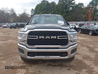 2022 Ram 2500 Big Horn with VIN 3C6UR5DL0NG271157, listed as a IAAI auction lot 41097000 with 94,591 mi miles. Bid and sale history available at carsss.com. Image 12.
