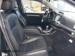 2017 Toyota Highlander XLE with VIN 5TDJZRFH6HS444309, listed as a IAAI auction lot 42640086 with 54,179 mi miles and . Bid and sale history available at DreamBid. Image 5.