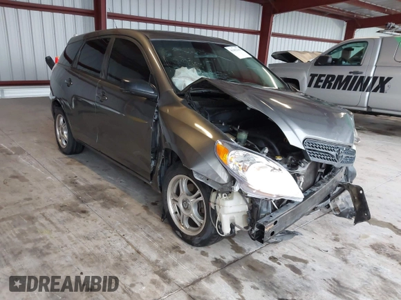 2007 Toyota Matrix STD z VIN 2T1KR32E37C625775, wystawiony jako IAAI lot #41482163 z przebiegiem 295 245 mil mil oraz . Historia ofert i sprzedaży dostępna na DreamBid. Obrazek 1.