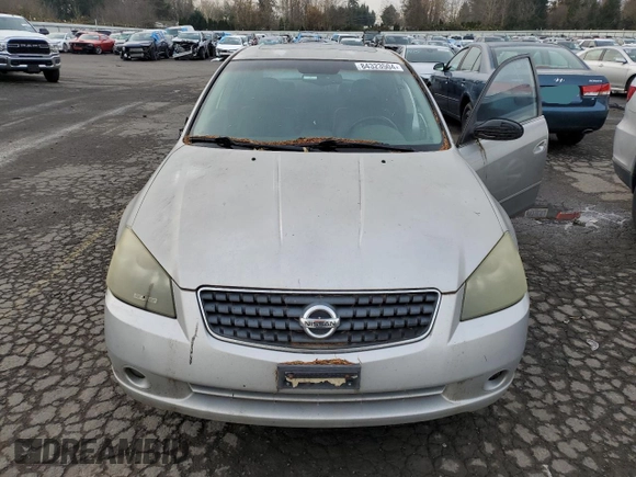 2005 Nissan Altima 3.5 SE with VIN 1N4BL11D85N447974, listed as a Copart auction lot 84323504 with 195,669 mi miles and Clean Title. Bid and sale history available at carsss.com. Image 5.
