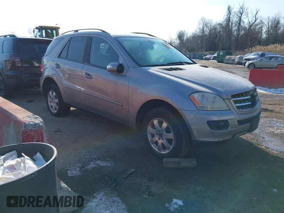 2007 Mercedes-Benz M 320 CDI z VIN 4JGBB22E77A208738, wystawiony jako IAAI lot #41405025 z przebiegiem 244 182 mil mil oraz . Historia ofert i sprzedaży dostępna na DreamBid. Obrazek 1.