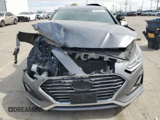 2018 Hyundai Sonata SE z VIN 5NPE24AF9JH655398, wystawiony jako Copart lot #54274075 z przebiegiem 82 601 mil mil oraz Szkoda całkowita • Salvage title. Historia ofert i sprzedaży dostępna na DreamBid. Obrazek 5.
