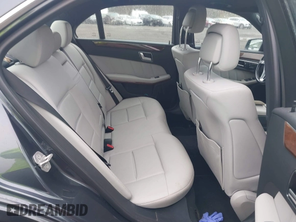 2013 Mercedes-Benz E 350 Luxury with VIN WDDHF8JB1DA663213, listed as a IAAI auction lot 41955371 with 92,711 mi miles and . Bid and sale history available at DreamBid. Image 8.