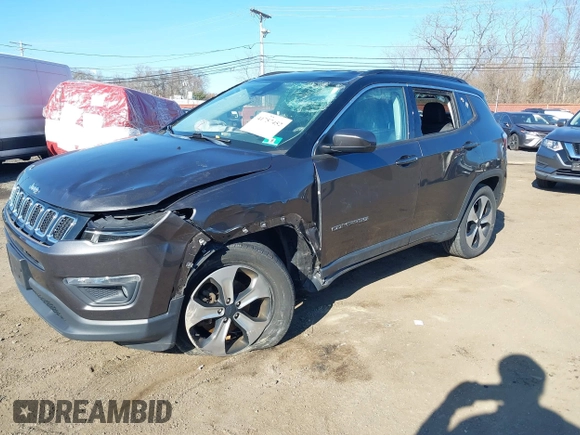 2018 Jeep Compass Altitude with VIN 3C4NJDBBXJT326322, listed as a IAAI auction lot 41757452 with 66,026 mi miles and . Bid and sale history available at carsss.com. Image 6.