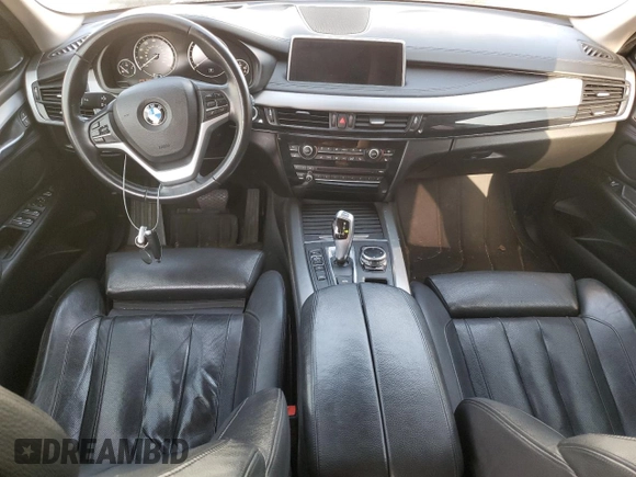 2015 BMW X5 xDrive35i z VIN 5UXKR0C5XF0K55803, wystawiony jako Copart lot #57133455 z przebiegiem 169 417 mil mil oraz Czysty tytuł • Clean title. Historia ofert i sprzedaży dostępna na DreamBid. Obrazek 8.