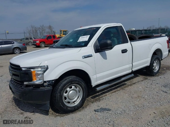2019 Ford F-150 XL with VIN 1FTMF1C55KKD80487, listed as a IAAI auction lot 39009387 with 18,324 mi miles. Bid and sale history available at carsss.com. Image 2.