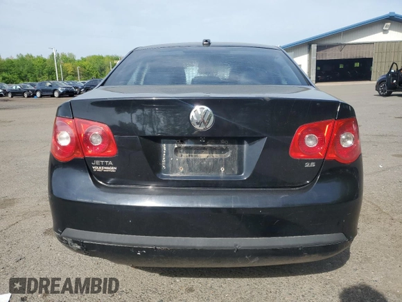 2005 Volkswagen Jetta 2.5L with VIN 3VWDG71K25M647183, listed as a Copart auction lot 62743695 with 215,241 mi miles and Salvage title. Bid and sale history available at DreamBid. Image 6.