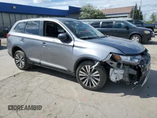 2020 Mitsubishi Outlander ES z VIN JA4AZ3A35LZ026088, wystawiony jako Copart lot #56233315 z przebiegiem 90 636 mil mil oraz Szkoda całkowita • Salvage title. Historia ofert i sprzedaży dostępna na DreamBid. Obrazek 4.