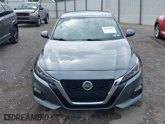 2021 Nissan Altima 2.5 SV with VIN 1N4BL4DV0MN329261, listed as a IAAI auction lot 39970665 with 70,287 mi miles. Bid and sale history available at carsss.com. Image 12.