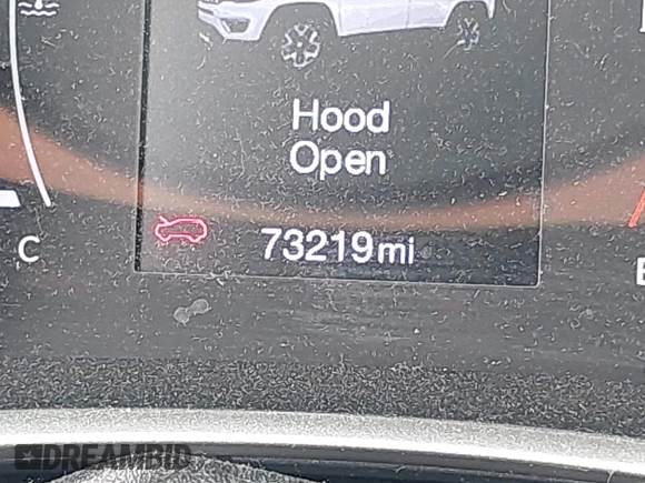 2019 Jeep Compass Latitude with VIN 3C4NJDBB8KT684116, listed as a IAAI auction lot 42596469 with 73,219 mi miles and . Bid and sale history available at DreamBid. Image 15.
