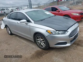 2013 Ford Fusion SE with VIN 3FA6P0H7XDR127342, listed as a IAAI auction lot 41962183 with 138,642 mi miles. Bid and sale history available at carsss.com. Image 1.