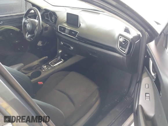 2014 Mazda 3 i Touring z VIN JM1BM1L71E1193465, wystawiony jako IAAI lot #42078287 z przebiegiem 144 014 mil mil oraz . Historia ofert i sprzedaży dostępna na DreamBid. Obrazek 5.