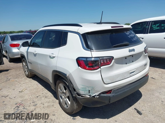 2022 Jeep Compass Latitude с VIN 3C4NJCBB4NT210839, выставлен на аукционе IAAI как лот 42085461 с пробегом 27 638 миль миль и . История ставок и продаж доступна на DreamBid. Изображение 3.