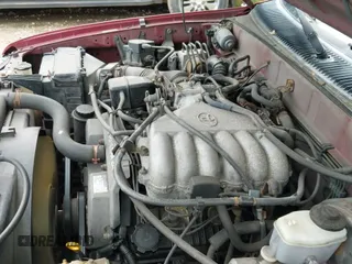 1997 Toyota 4Runner SR5 z VIN JT3HN86R8V0056370, wystawiony jako IAAI lot #43337974 z przebiegiem 238 446 mil mil oraz . Historia ofert i sprzedaży dostępna na DreamBid. Obrazek 12.