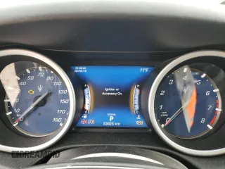 2019 Maserati Ghibli z VIN ZAM57XSA2K1328545, wystawiony jako Copart lot #56291895 z przebiegiem 53 625 mil mil oraz Tytuł czysty. Historia ofert i sprzedaży dostępna na DreamBid. Obrazek 9.