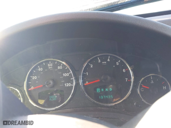 2009 Jeep Liberty Limited with VIN 1J8GN58K79W504373, listed as a IAAI auction lot 41305148 with 137,435 mi miles. Bid and sale history available at carsss.com. Image 7.
